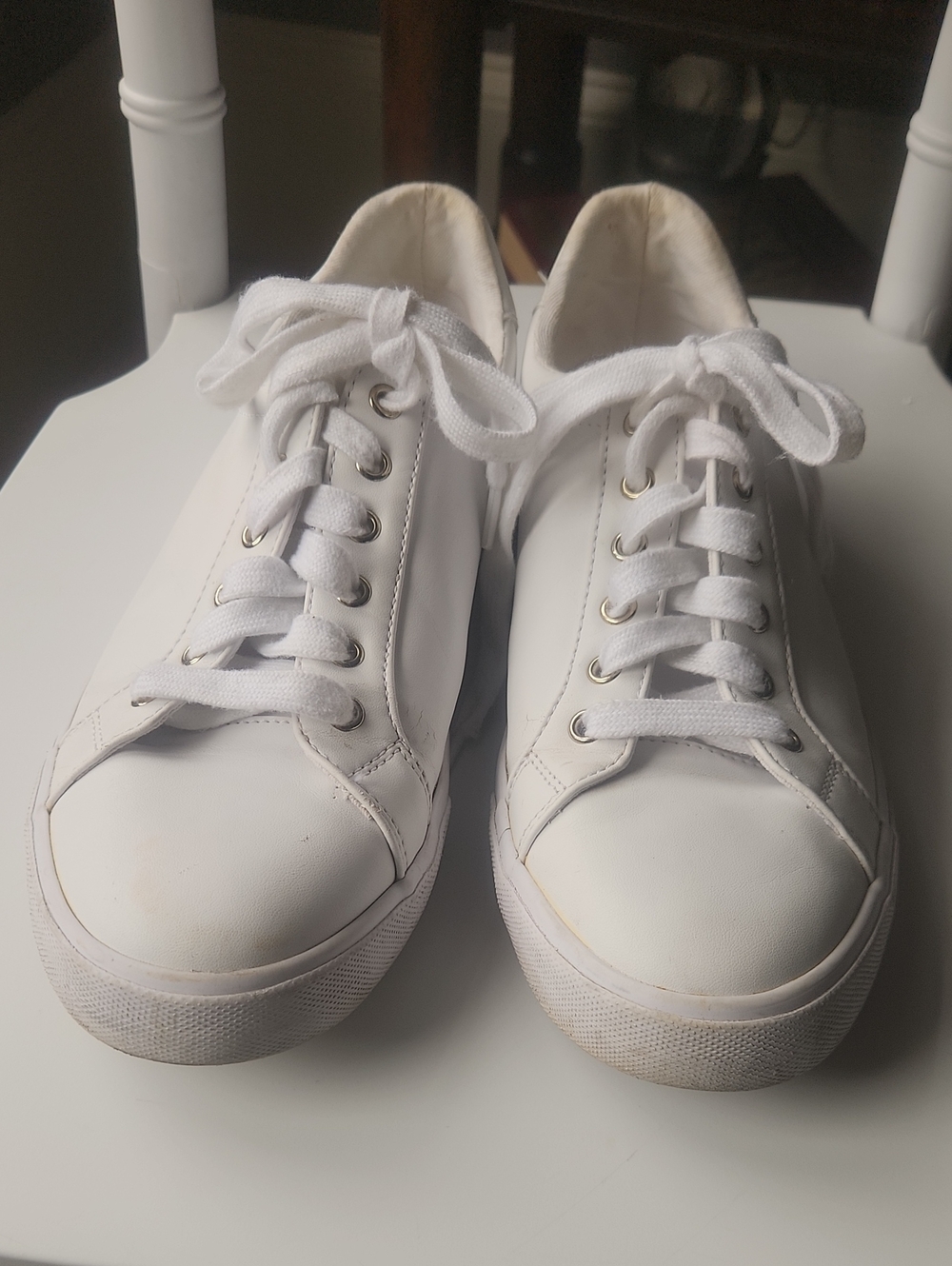 Classic Nine West White Women's Low-Top Sneakers
